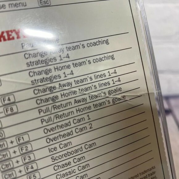 NHL 98 PC Game CD Rom Windows 95 - Disc is Like New Condition - Cracked Case - Picture 6 of 6